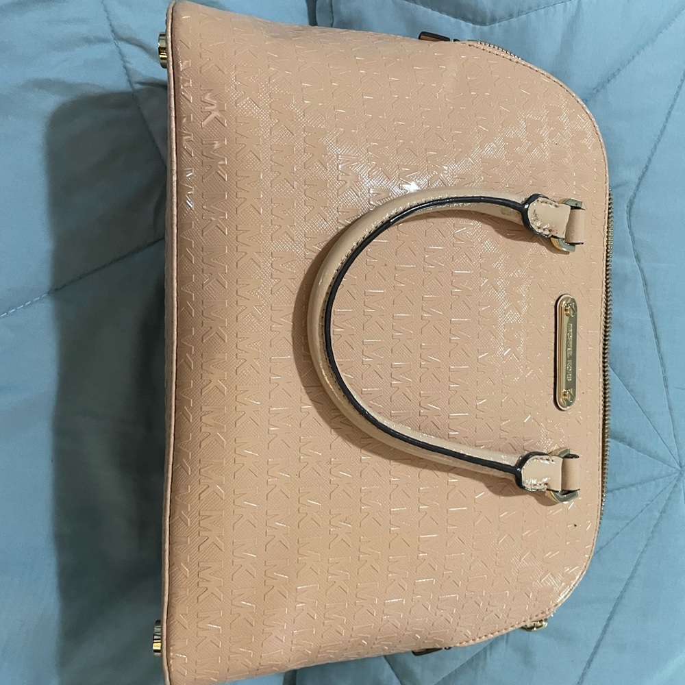 Nice micheal kors purse
